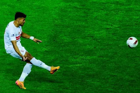 مدافع بدور مختلف.. محمد إسماعيل يلمع في ظهوره الأول مع الزمالك (أرقام)